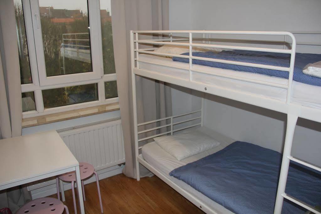 Brussels Hello Hostel Koekelberg Eksteriør bilde