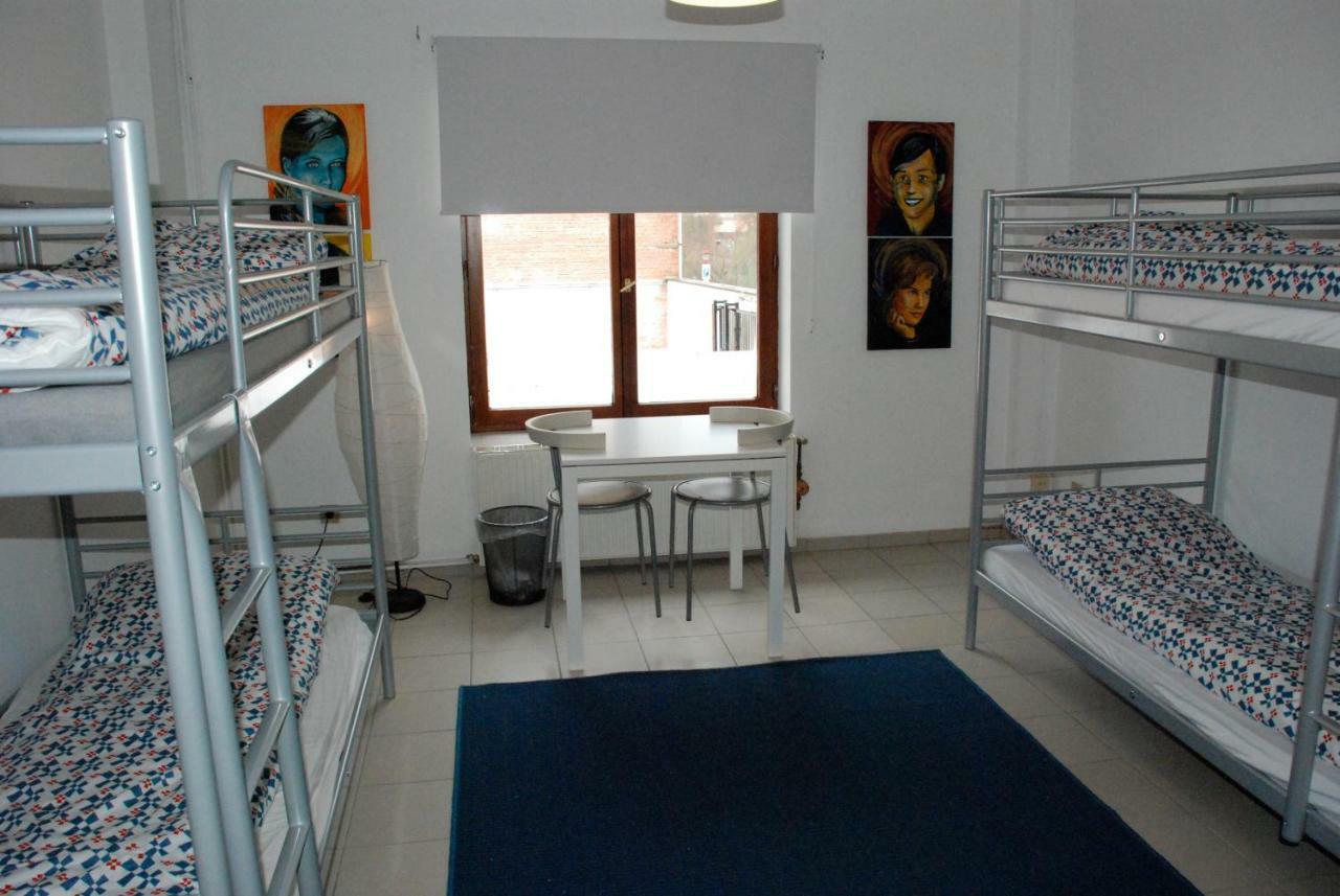 Brussels Hello Hostel Koekelberg Eksteriør bilde